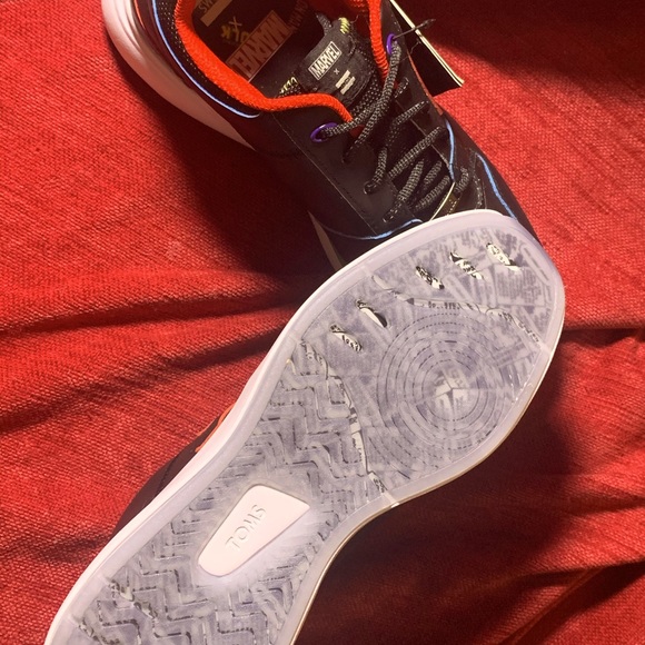 Tom’s - Picture 2 of 5